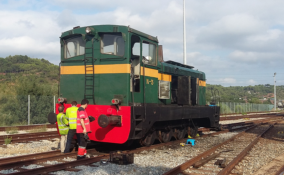 REPARACIÓN DE LA LOCOMOTORA DIÉSEL, DE CUATRO EJES ACOPLADOS, SRC 308