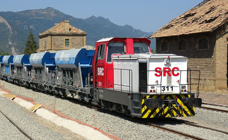 INSTALACIÓN DE VÍA EN EL MARCO DE LA RENOVACIÓN DEL TRAMO AYERBE-CALDEARENAS