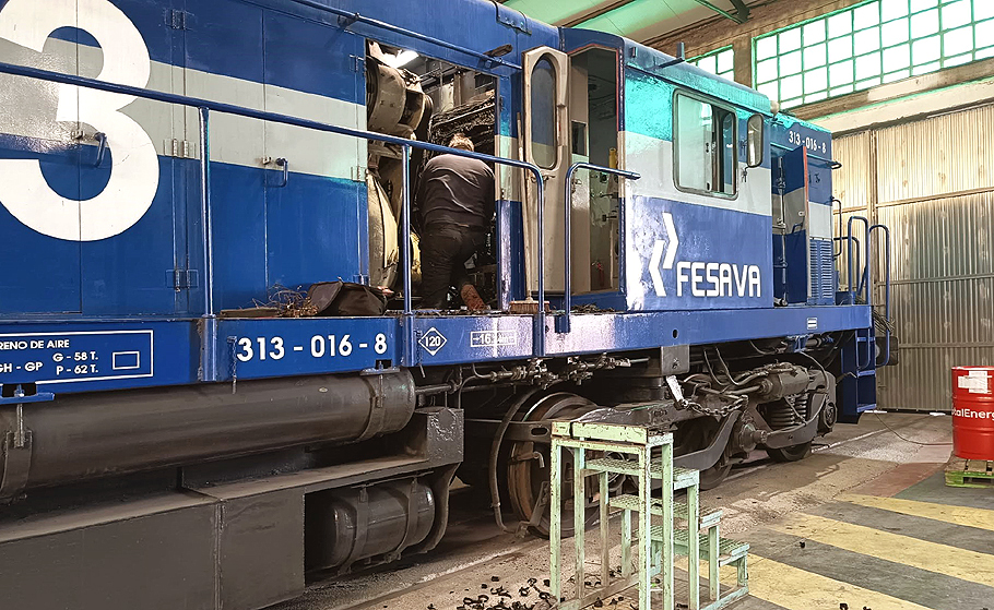 REPARACIÓN DEL SISTEMA ELÉCTRICO DE LA LOCOMOTORA, DE SEIS EJES, FESAVA 313.016
